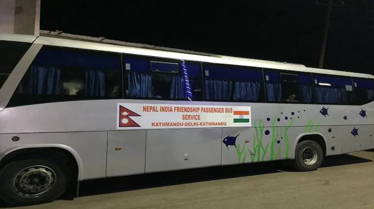 india_Nepal-bus-service-knowexact